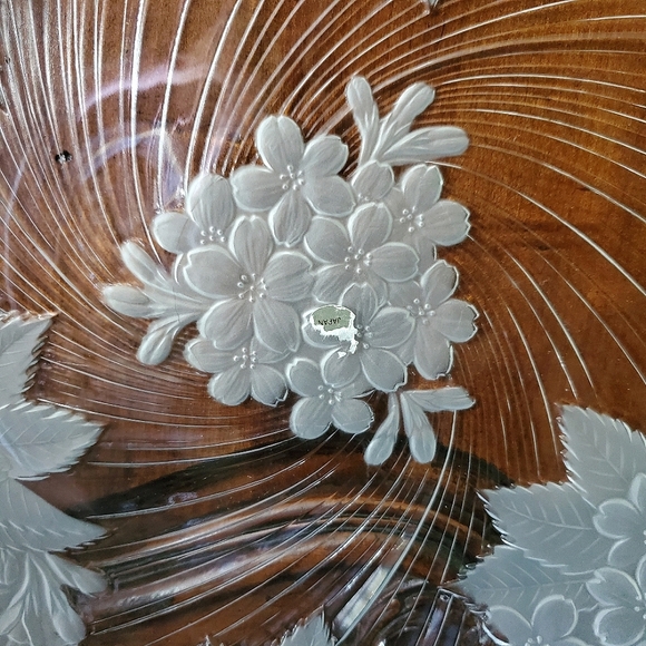 15 1/2" Centerpiece "Flower Blossom" 🌸 Clr Frosted by Tiffin-Franciscan - Picture 8 of 9